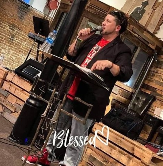 Meet your Posher, Brad - Picture 1 of 1